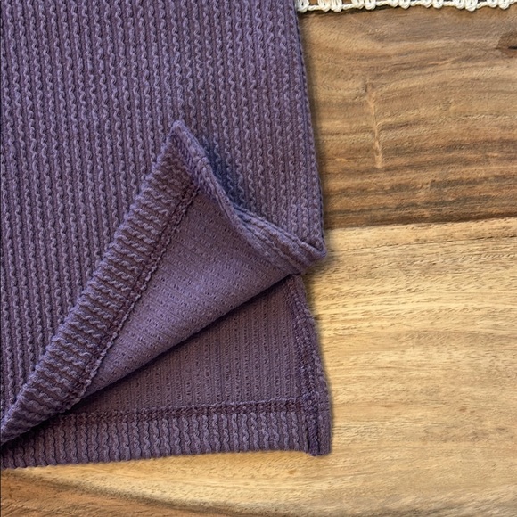 Purple Ribbed Boxy Muscle Tee - Picture 4 of 5